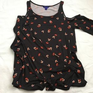 Cut Out Shoulder Long Sleeve